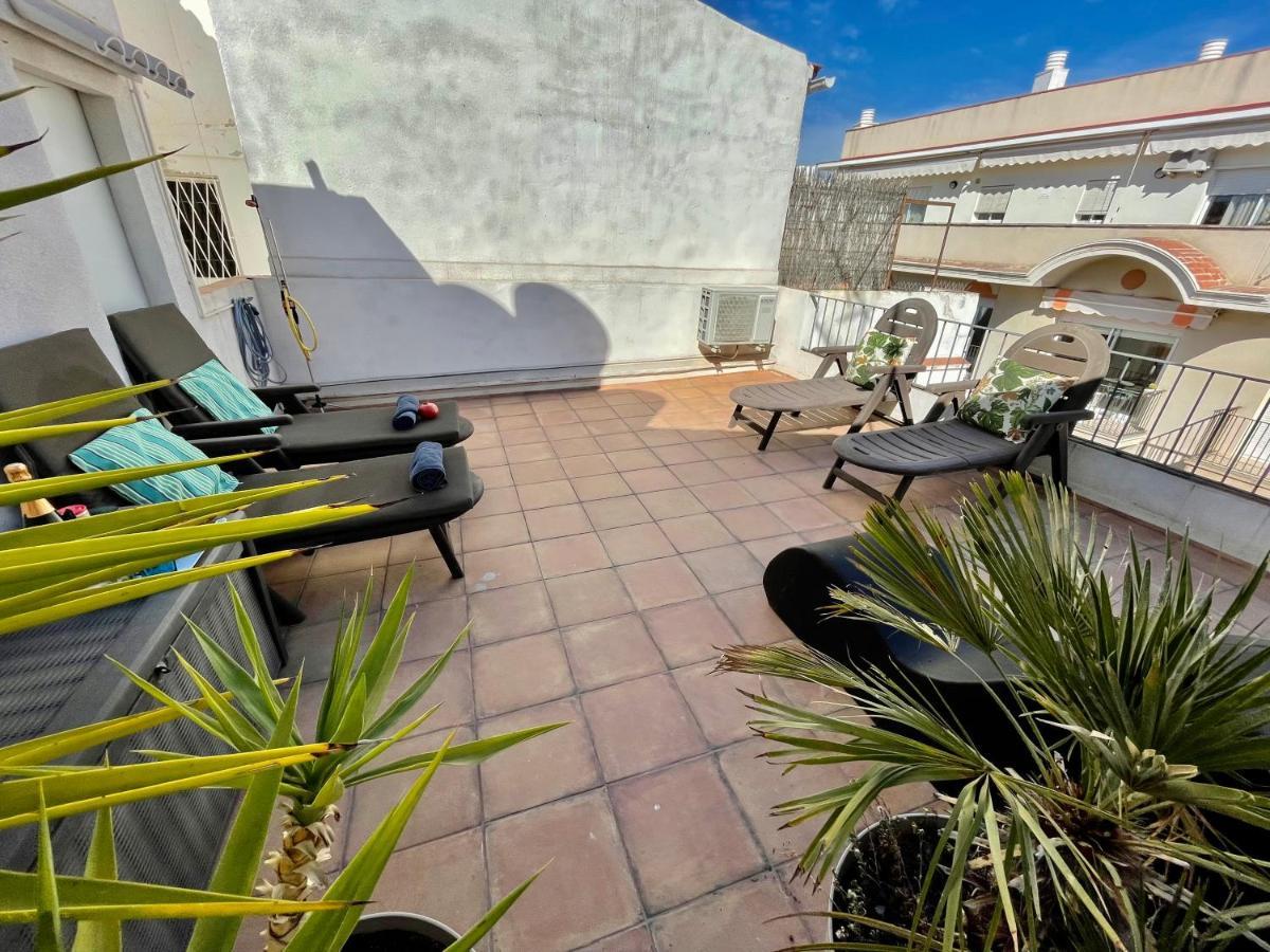 Sea Dreams With Amazing Terrace Apartment Sitges Luaran gambar
